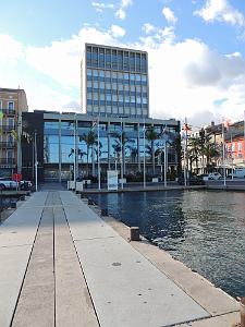 10  La Seyne Quai de la Navette et La Mairie